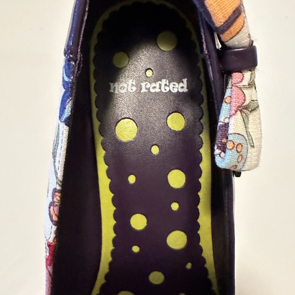 Driving Miss Daisy Pumps by Not Rated. Never worn.  Size 8.5 - Picture 4 of 12